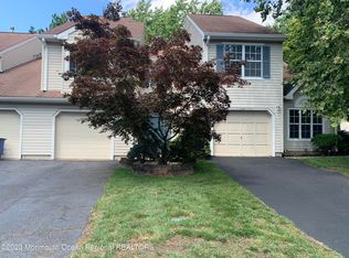 132 Rumford Way, Englishtown, NJ 07726