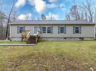 5310 Bradshaw Rd, Salem, VA 24153