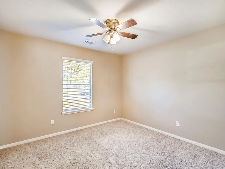 1642 S Diamondhead Blvd — Photo 25