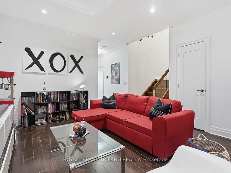 240 Villagewalk Blvd #1403 — Photo 20