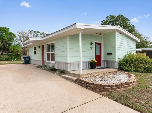 716 Hunter Dr, Rockdale, TX 76567