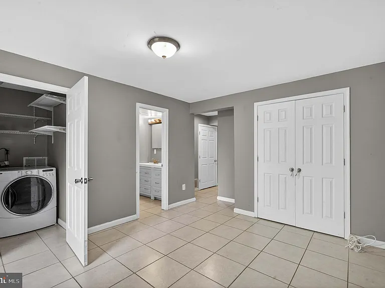 16611 Geddy Ct — Photo 26