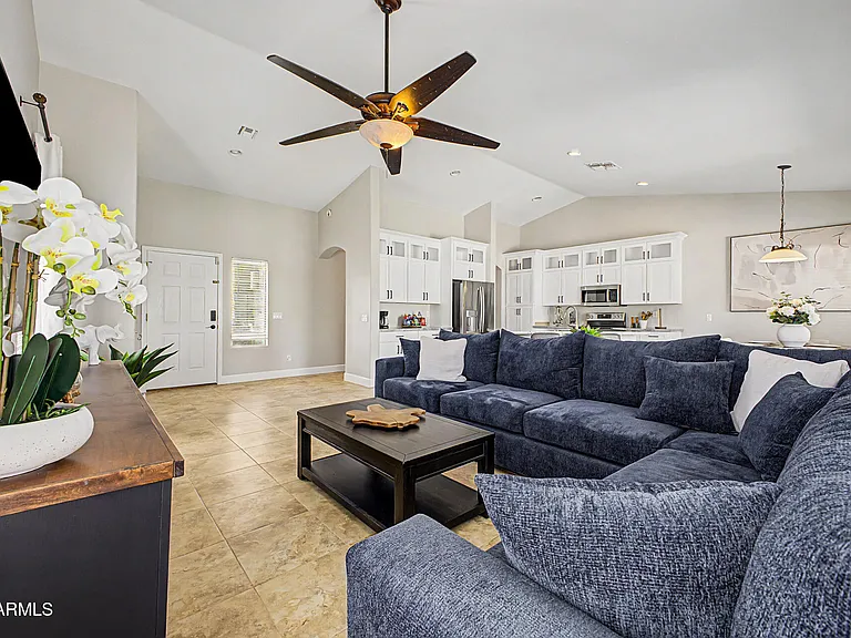 10202 E Juanita Ave — Photo 10
