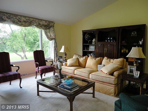 4th image of 13007 Heil Manor Dr