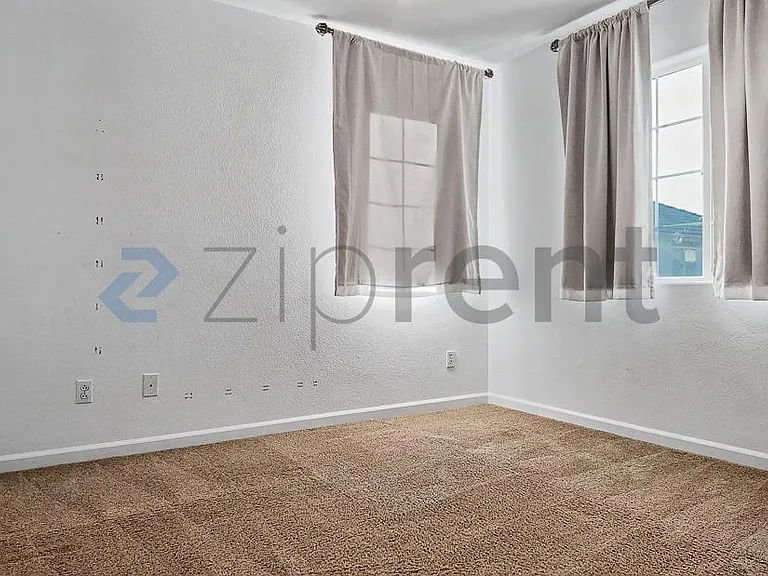 8464 Roseto Rd — Photo 26