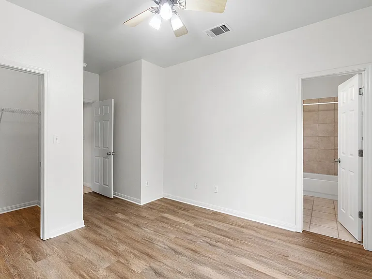 1103 Advance St — Photo 22