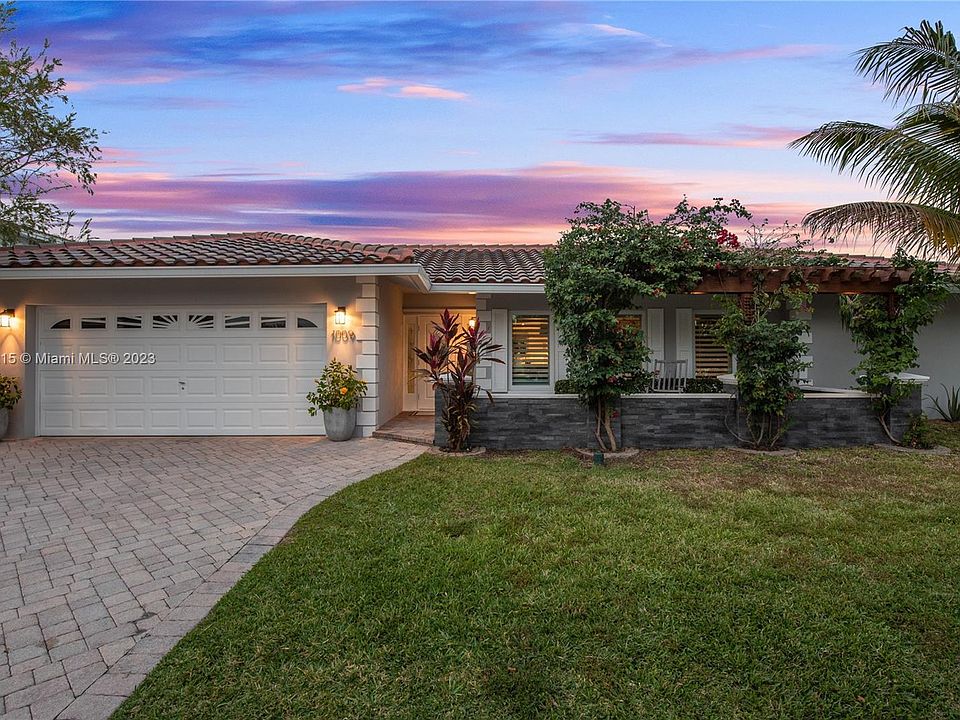 1st image of 1009 NW 30th St