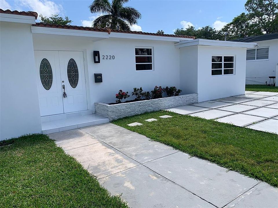1st image of 2220 NE 192 STREET #2220