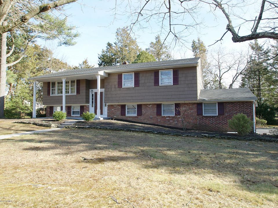 1st image of 823 Ocean View Dr