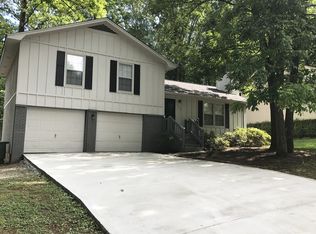 1008 Antietam Rd SE, Huntsville, AL 35803