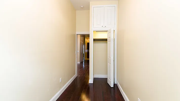 Rented by Compass | media 26