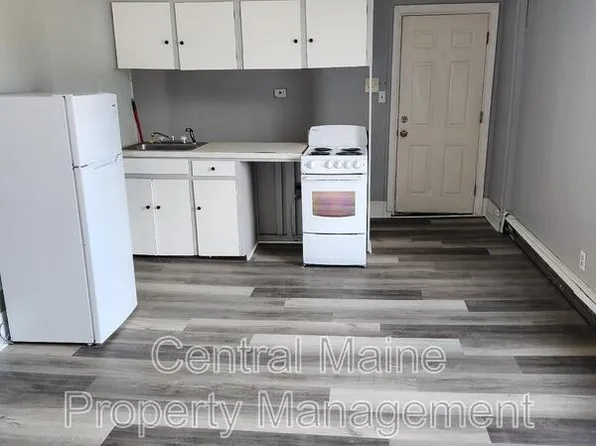 85 Pine St, Lewiston, ME