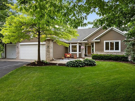 2nd image of 3857 Kings Wood Ct