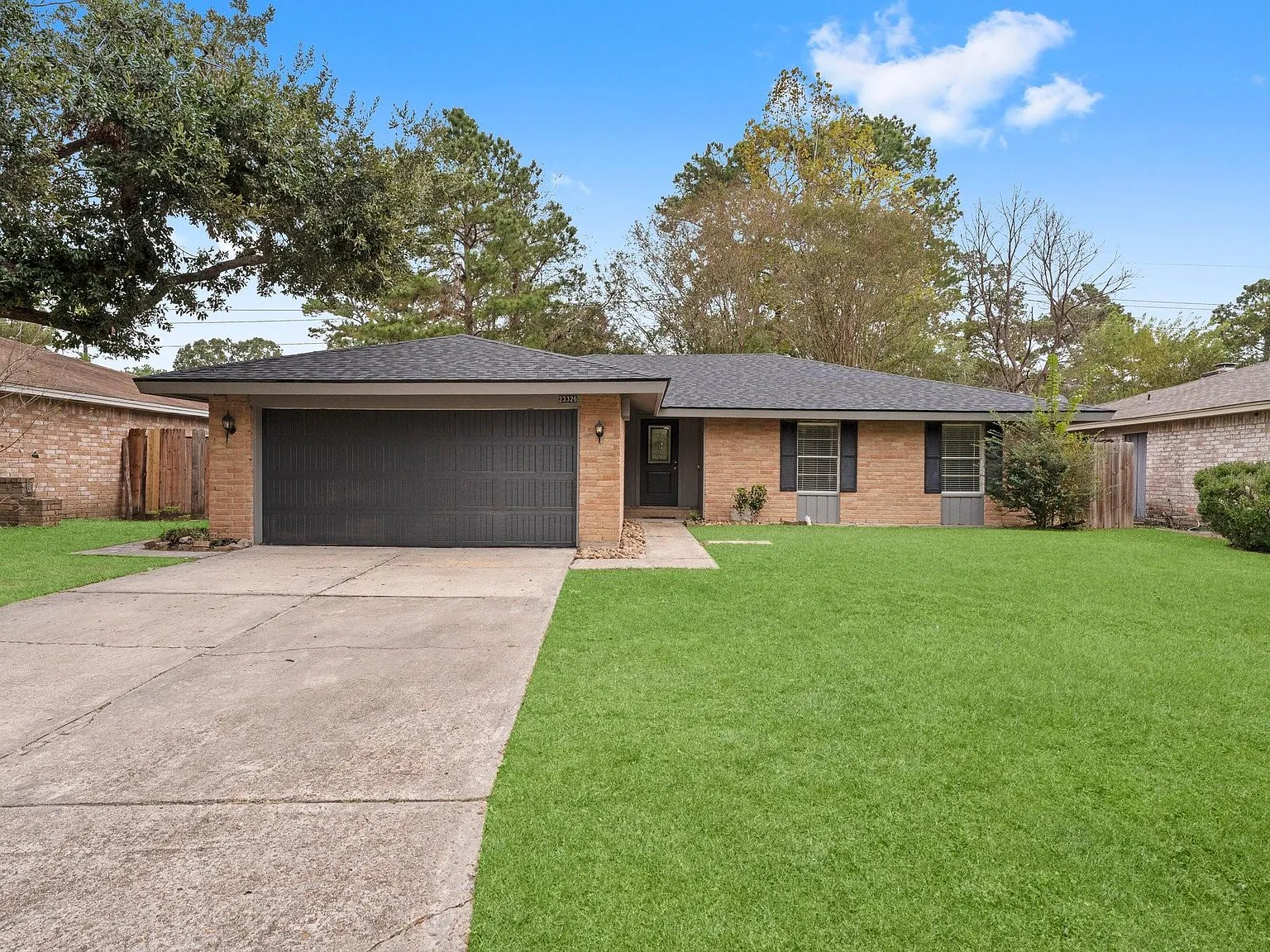 4 bed, 2.0 bath, 1646 sqft, $1,700 — Photo 2