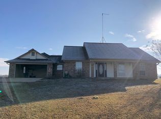 2756 McLeod Chapel Rd, Macon, MS 39341