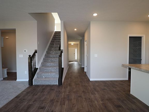 5th image of 11921 Abbeytown Dr #60