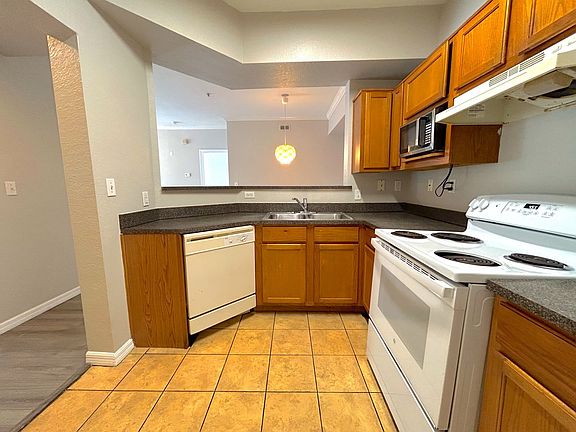 4th image of 3700 Castle Pines Ln APT 4024