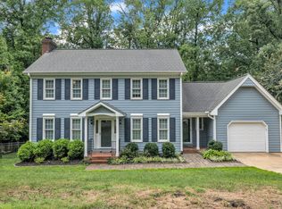 7405 Chippenham Ct, Raleigh, NC 27613