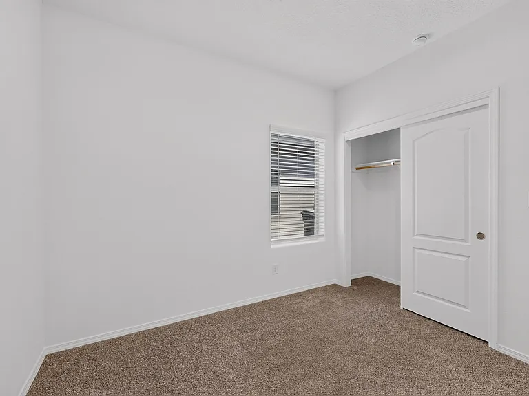 280 Prism Ave SW — Photo 29