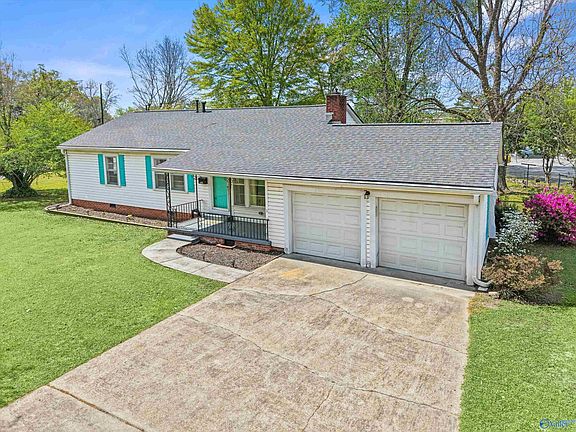 4th image of 415 Padenreich Ave