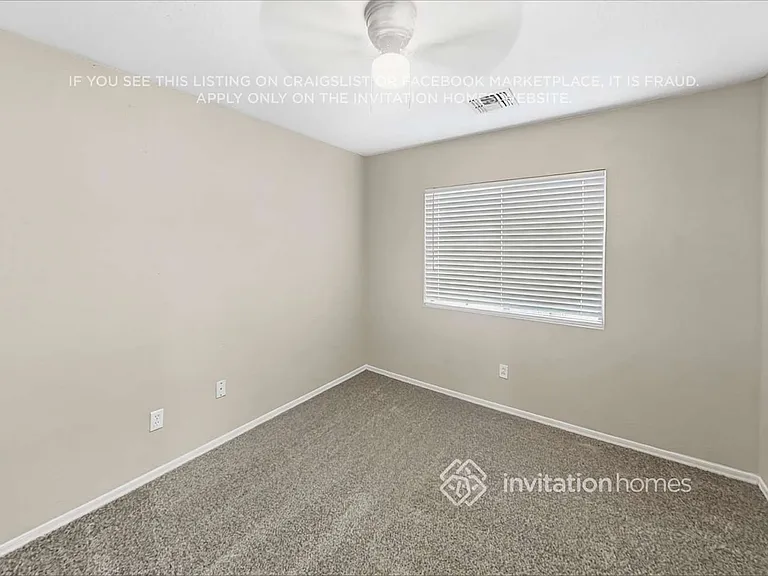 423 S Sabrina — Photo 15