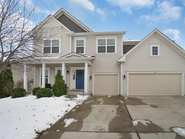 121 Carlton Point Dr, Wentzville, MO 63385