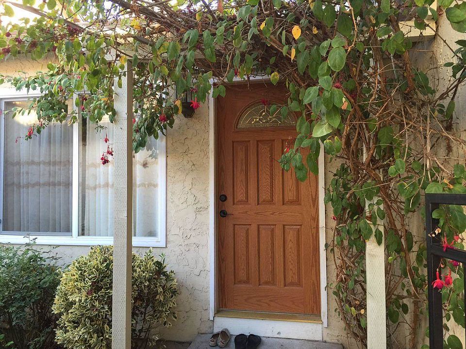 1st image of 915 Big Bear Ct