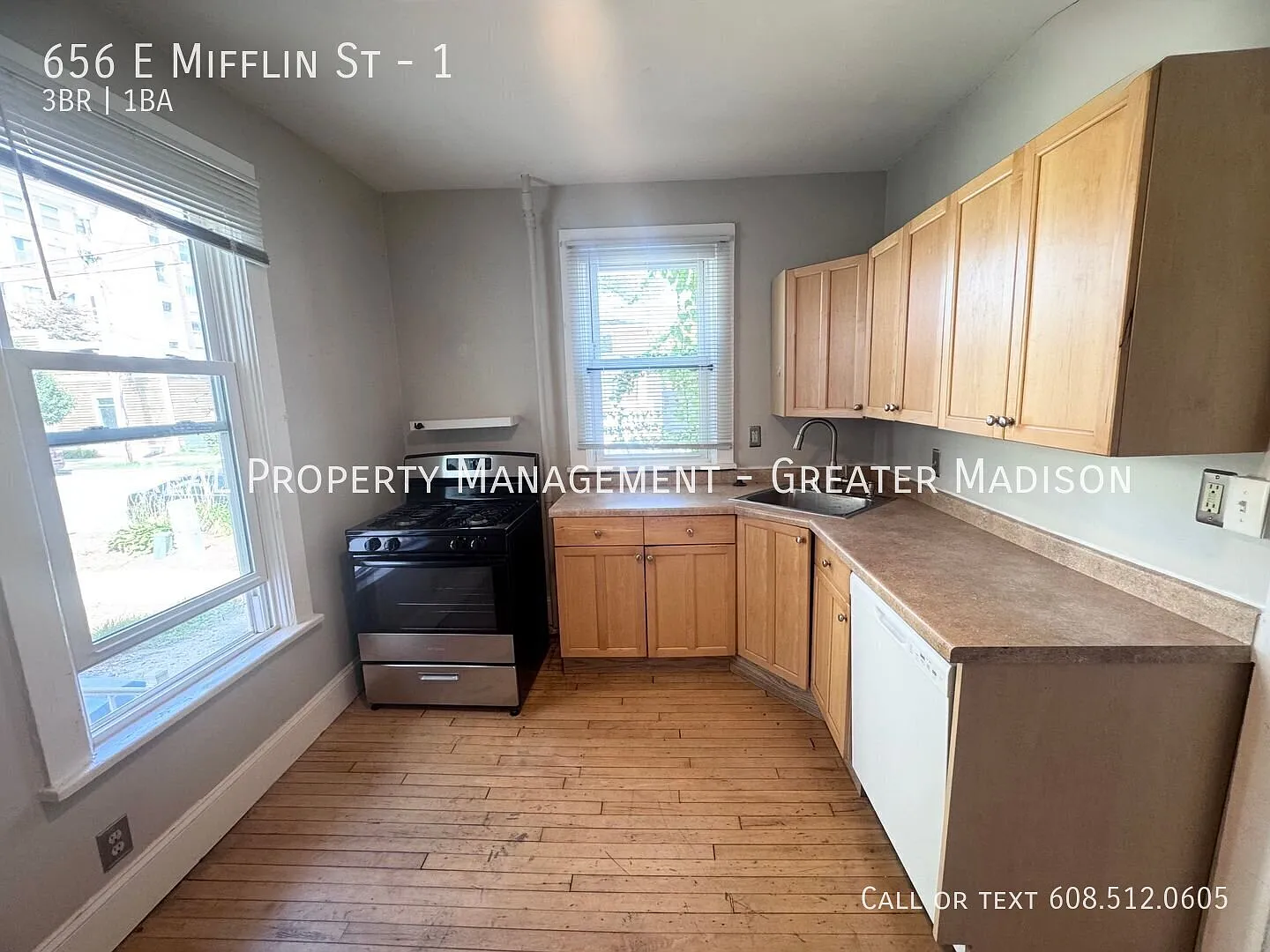 Cozy 3 Bedroom Residence on Madison's East Side- Early Move In Available — Photo 2
