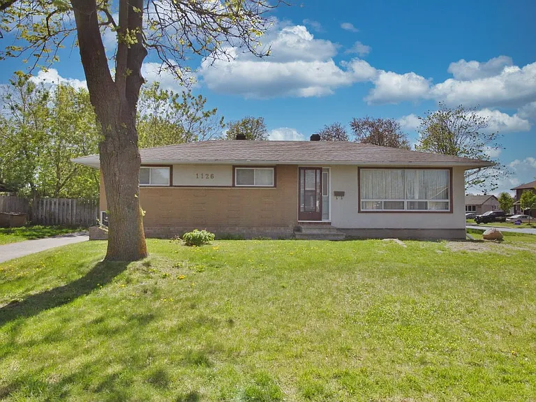 1126 Gateway Rd #1 — Photo 19