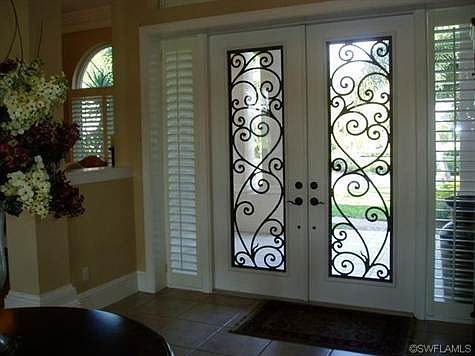 FRONT GLASS DOORS