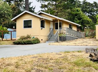 845 Grove Acre Ave, Pacific Grove, CA 93950