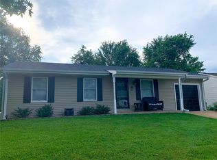 2529 Medford Dr, High Ridge, MO 63049
