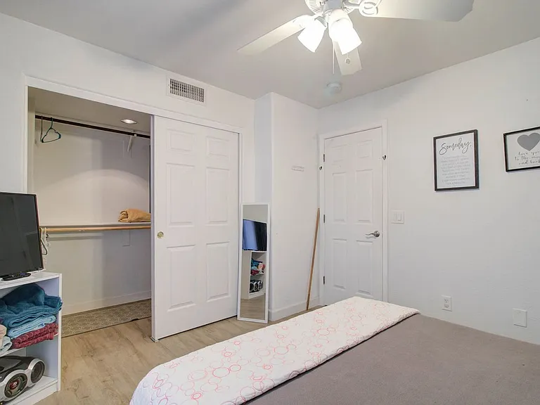2576 E Brooks St — Photo 38