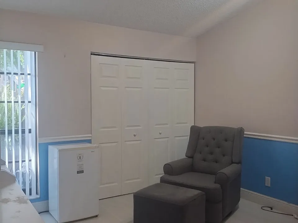 12331 NW 13th Ct