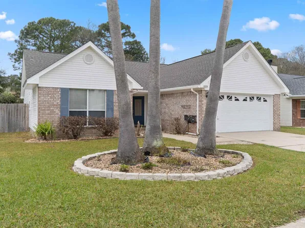 1333 Sterling Point Pl, Gulf Breeze, FL 32563