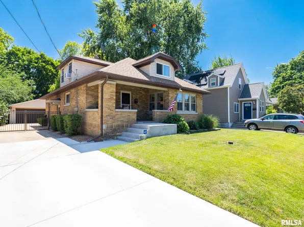 2102 W Alice Ave, West Peoria, IL 61604