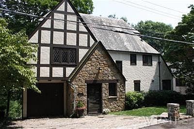 2nd image of 22 Sherwood Pl