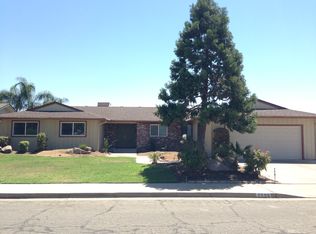 2096 Mitchell Ave, Clovis, CA 93611