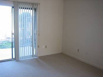 3rd image of 2 Bear Grass Ct
