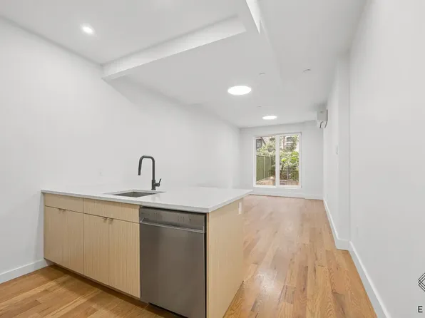 56 E 21st St, Brooklyn, NY
