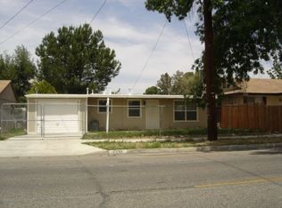 1220 E Mayberry Ave, Hemet, CA 92543