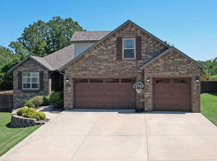 264 Summerbrooke Ln, Branson, MO 65616