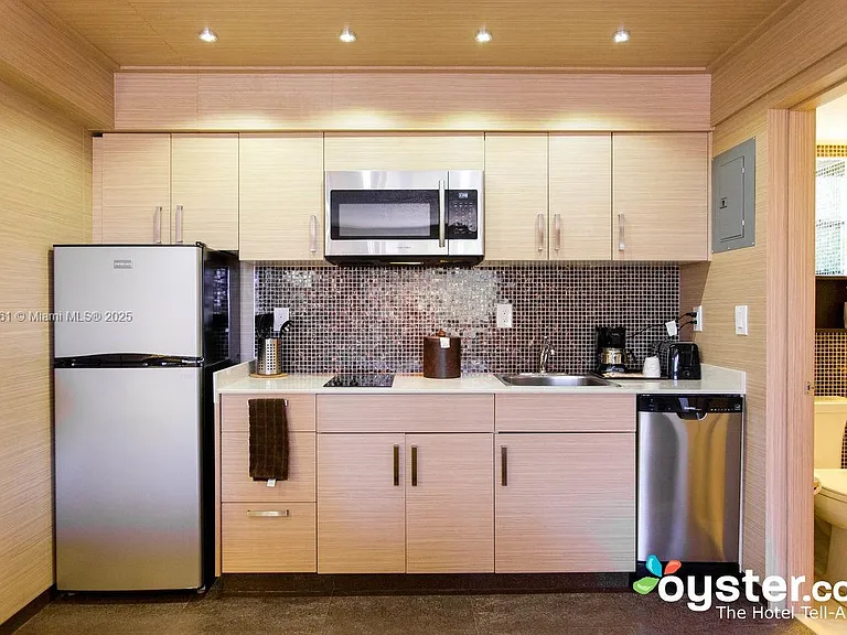 4051 N Ocean Blvd #20B — Photo 6