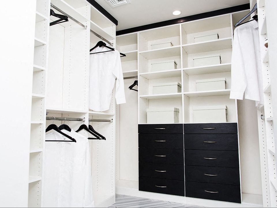 Walk-in Closets