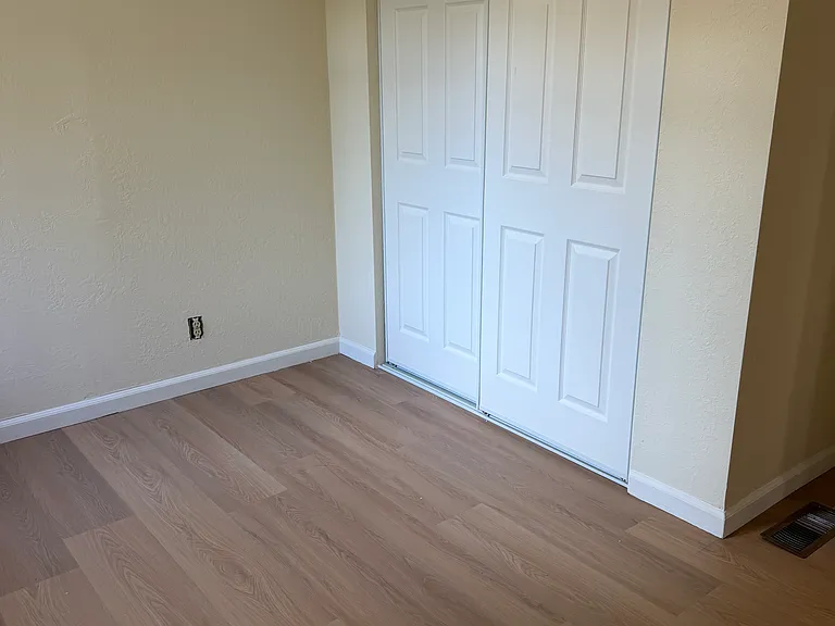 3861 Loma Vista Ave — Photo 8