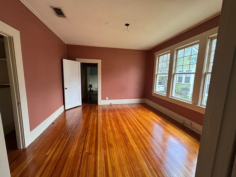 425 Atkins Ave — Photo 15