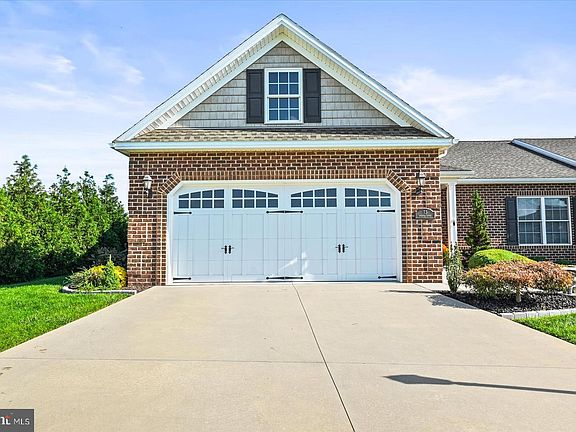2nd image of 73 Stedtle Ct