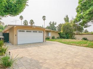 17922 Keswick St, Reseda, CA 91335