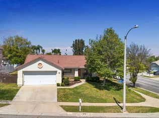 2440 Purdue Cir, Corona, CA 92881