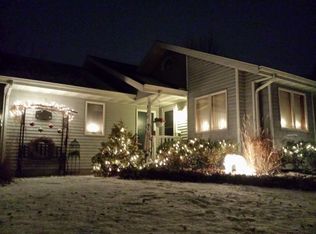 800 W Mohawk Trl, Deforest, WI 53532